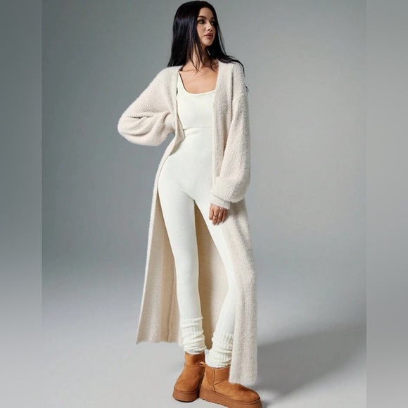 Beige Extra long Maxi Cardigan With Open Front - Picture 6 of 6